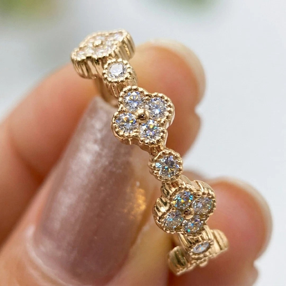 925 Silver Clover Half Eternity VVS Moissanite Diamond Band For Women Wear