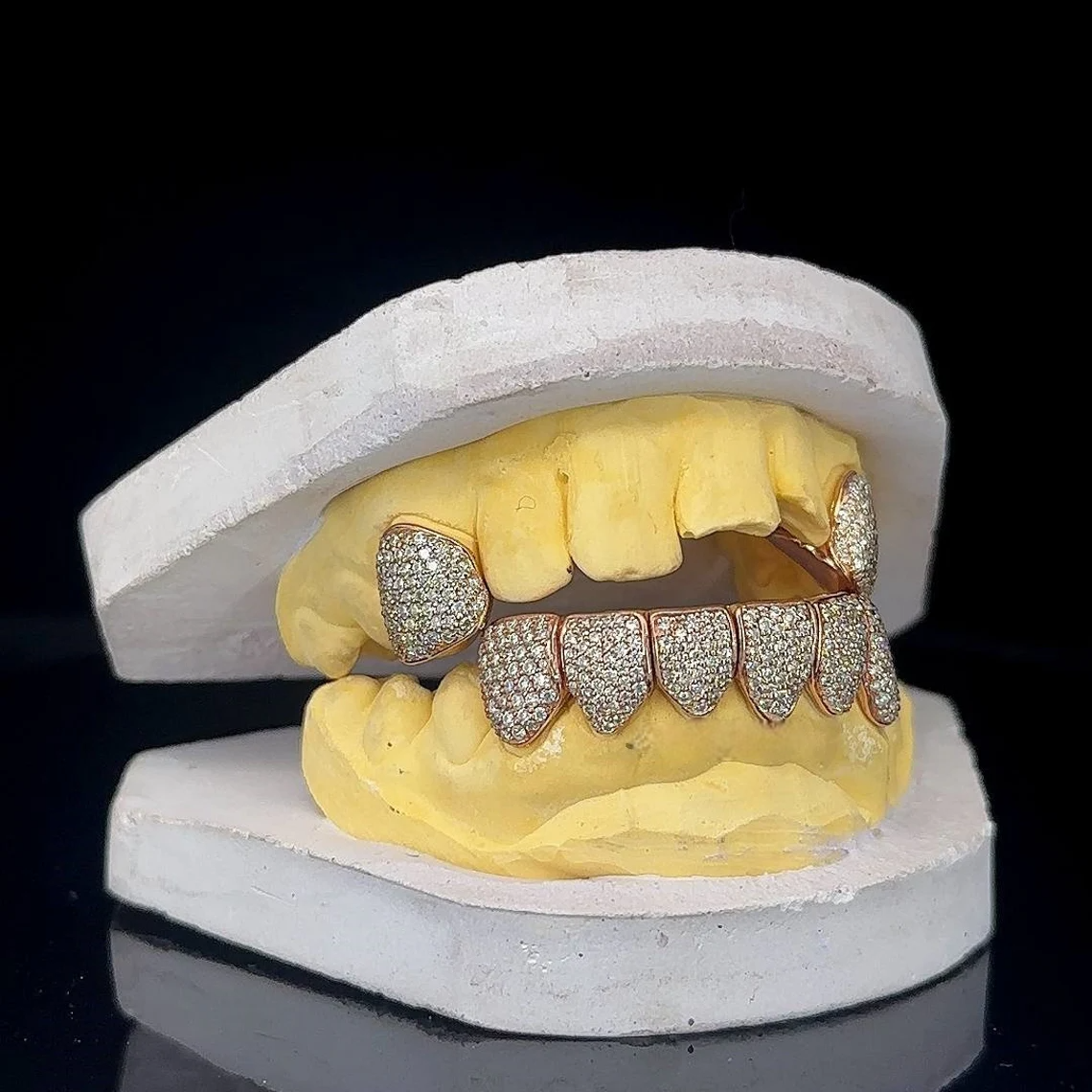 Iced Out Custom VVS Moissanite Diamond 925 Silver Grillz