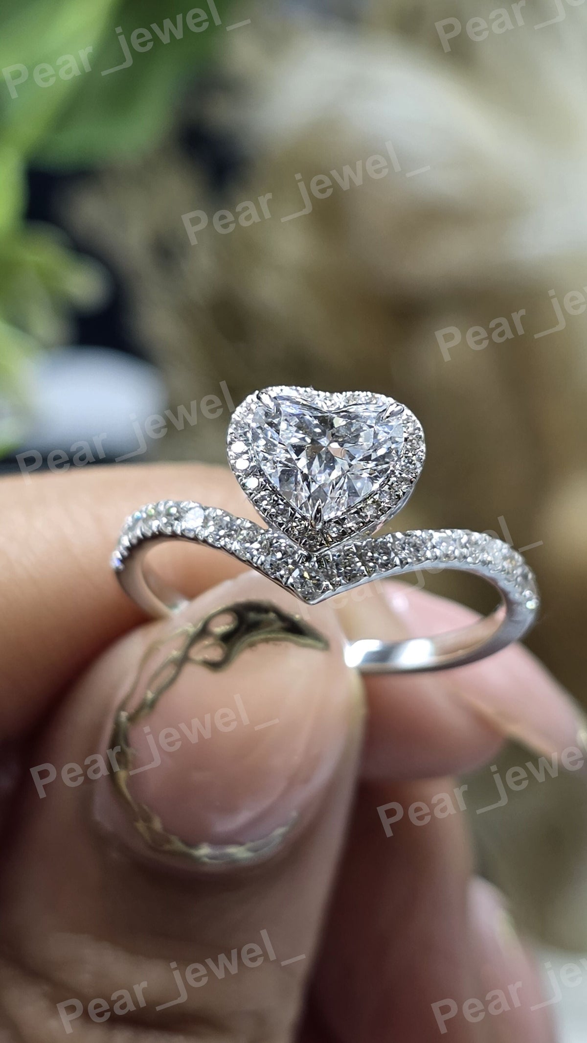 Iced Out Heart Shape Silver Luxury Ring Moissanite Diamond Statement Ring For Women
