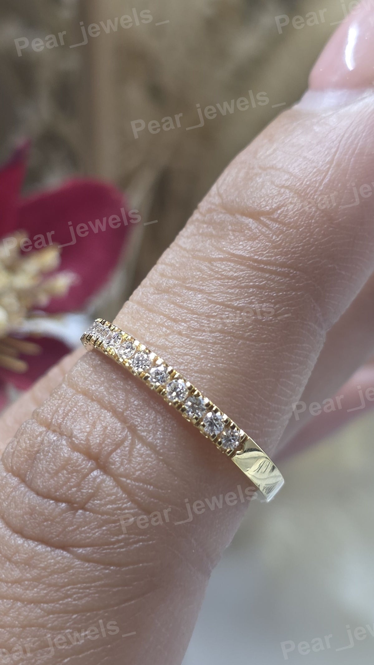 Round Cut VVS Moissanite Diamond 925 Silver Wedding Wear Band For Women
