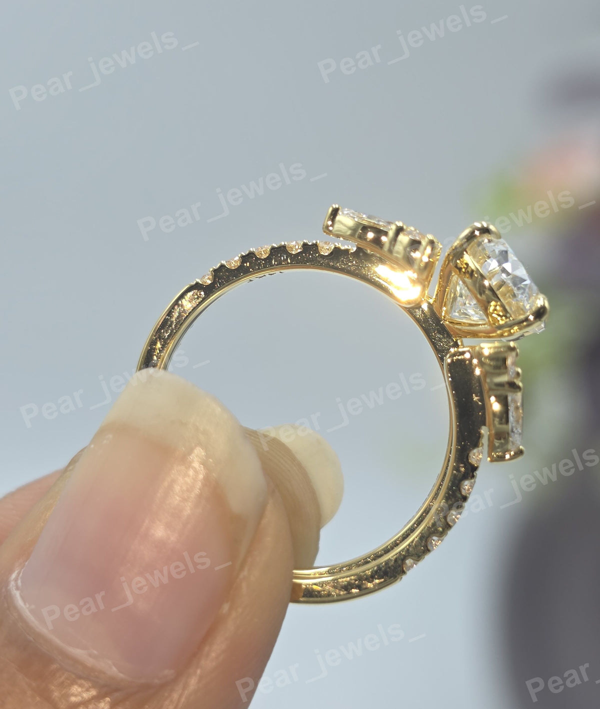 Iced Out Oval Cut VVS Moissanite Diamond Silver Ring Set For Wedding Wear