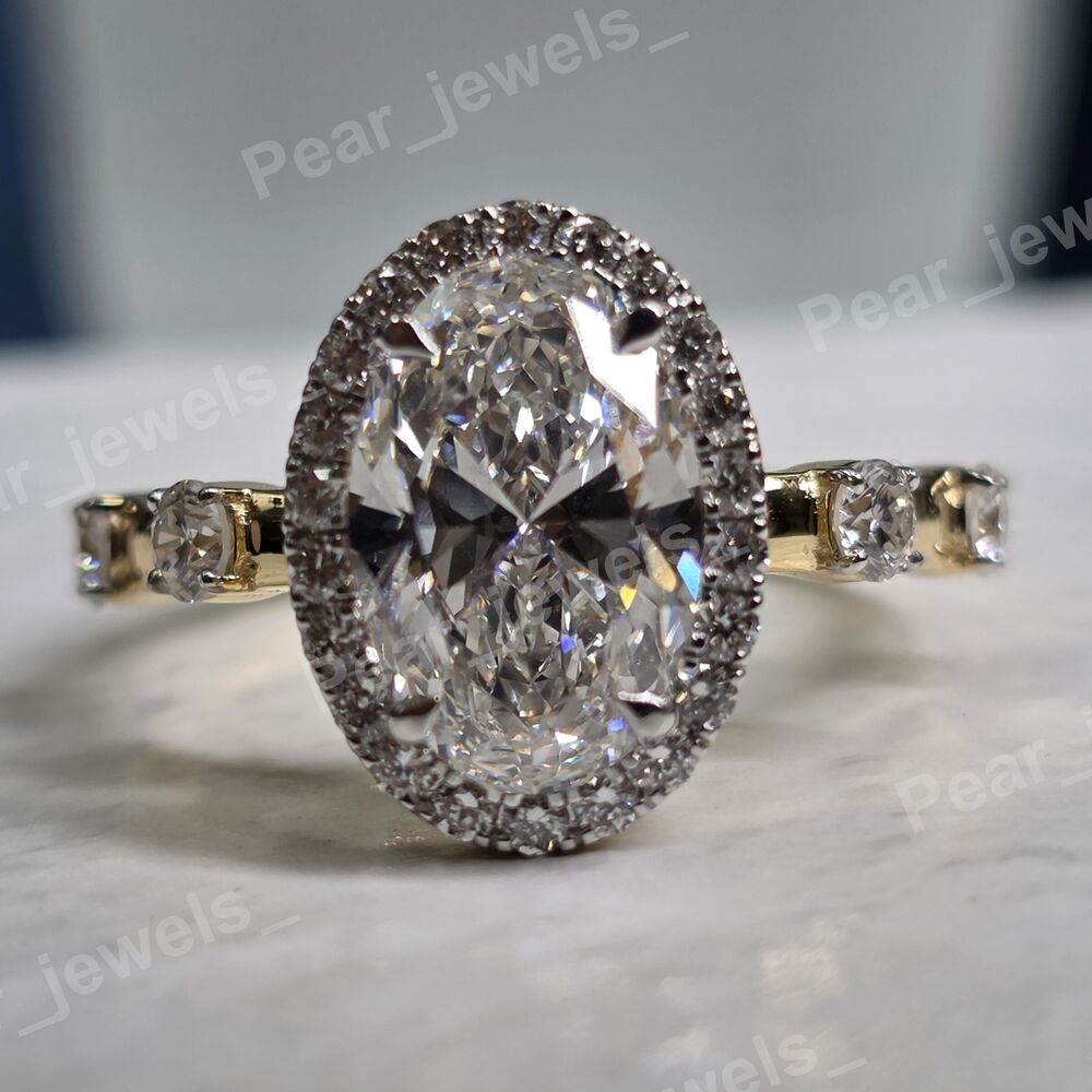 Oval Cut Moissanite Diamond 925 Sterling Silver Luxury Elegant Ring For Unisex Wear