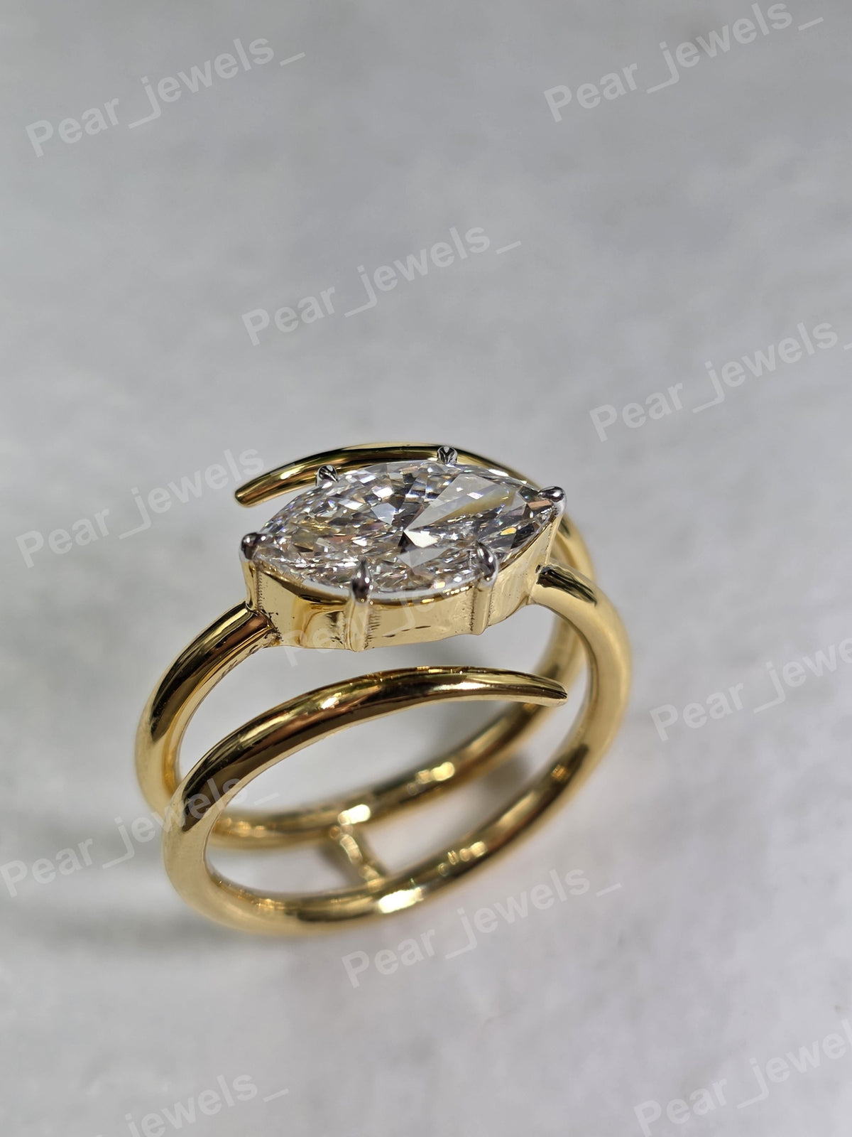 Iced Out VVS Moissanite Diamond 925 Sterling Silver Engagement Ring For Her