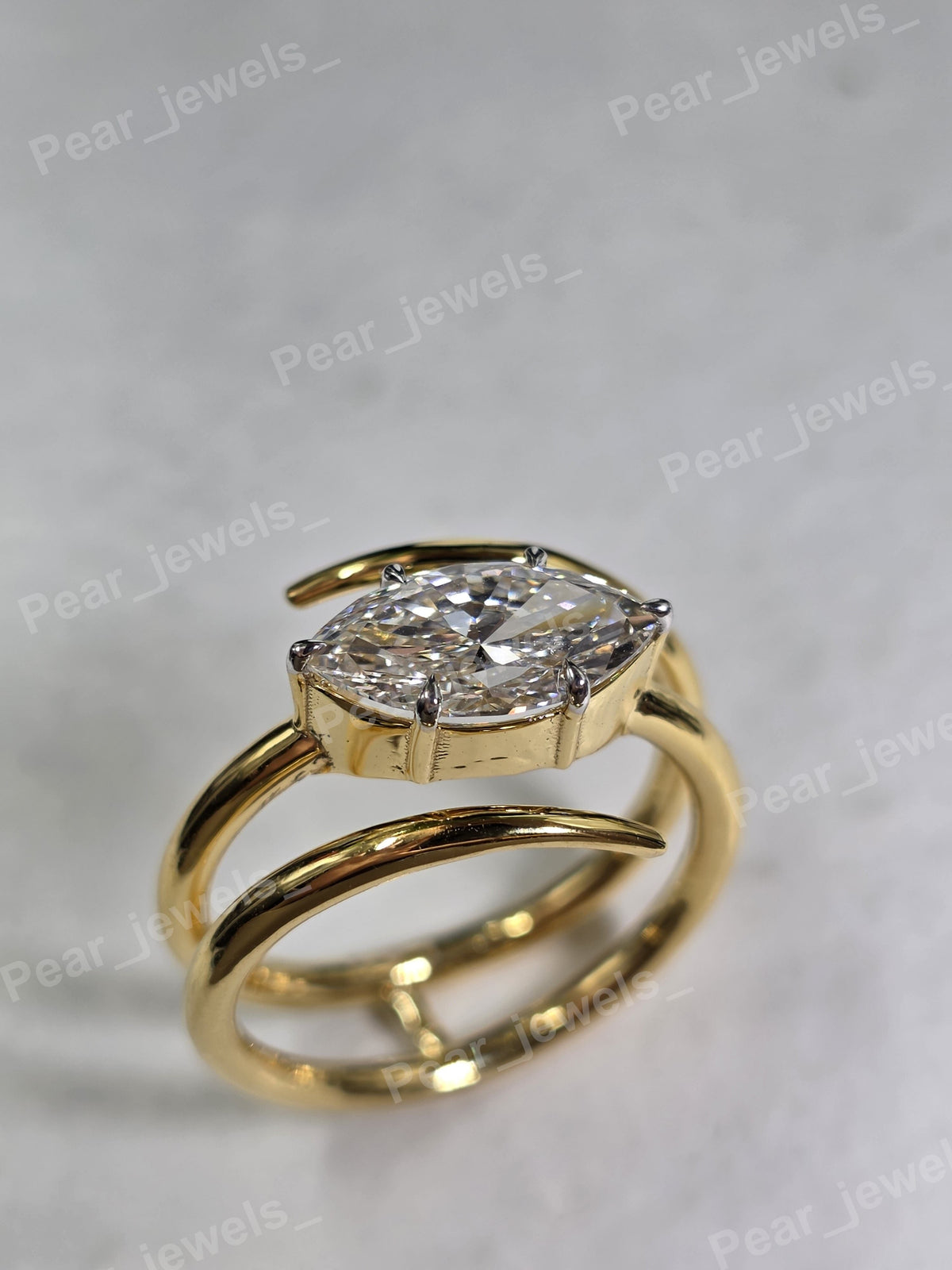 Iced Out VVS Moissanite Diamond 925 Sterling Silver Engagement Ring For Her