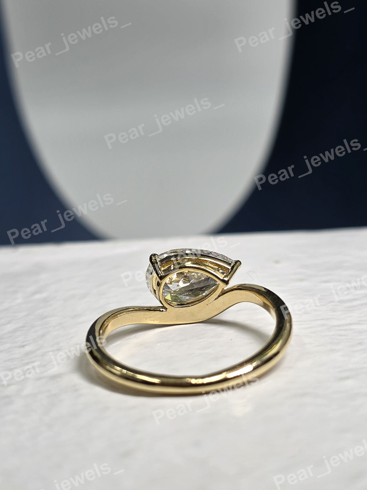 VVS Pear Cut Moissanite Diamond 925 Sterling Silver Luxury Statement Women Wear Ring