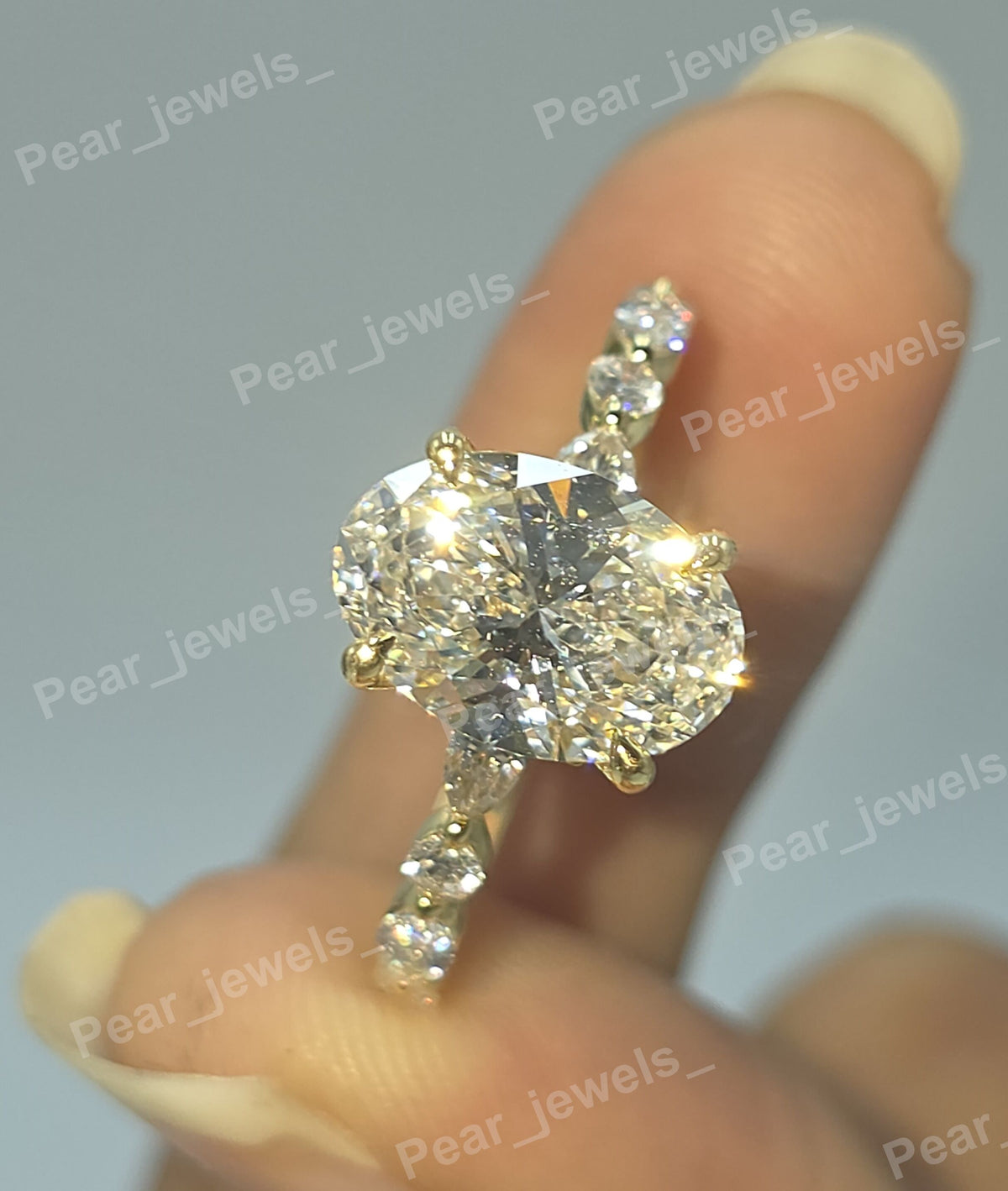 Iced Out 1.50 Ct Oval Cut Moissanite Diamond 925 Sterling Silver Wedding Wear Ring