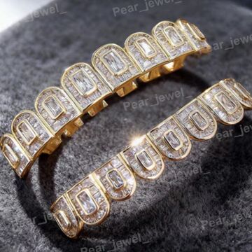Iced Out 925 Silver Grillz Luxury Hip Hop VVS Moissanite Diamond Hip Hop Dental Grillz Set