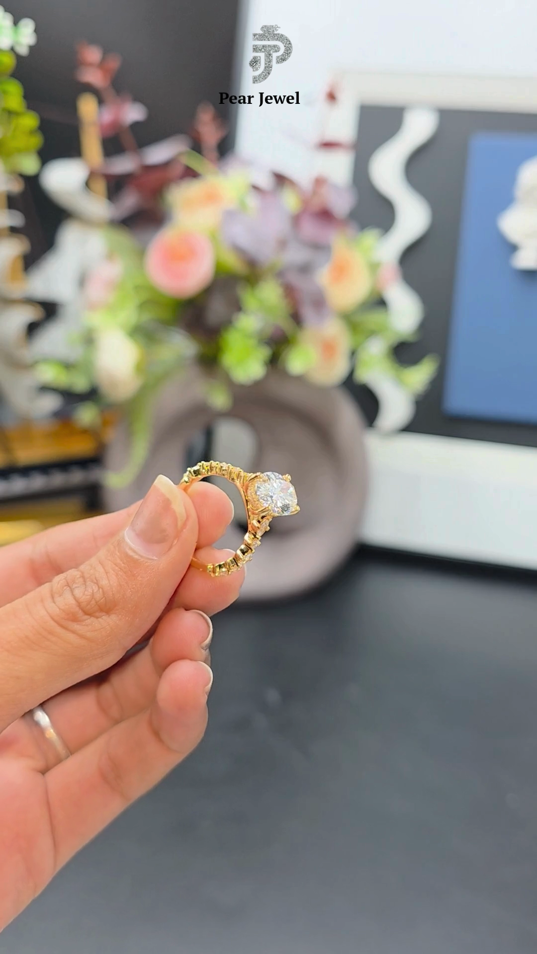 925 Silver Oval Cut Proposal Ring For Women with Halo Setting Ring